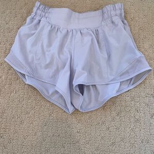 Lululemon Hotty Hot low-rise 2.5” lined shorts
